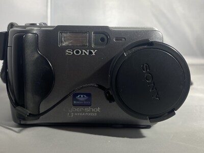 Sony Cyber-shot DSC-S30 Digital Camera 1.3MP Needs Battery And Charger For Parts