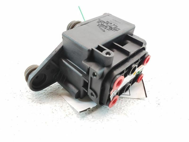 1015 Jaguar XJ Air Suspension Control Valve OEM AW933B486AA eBay