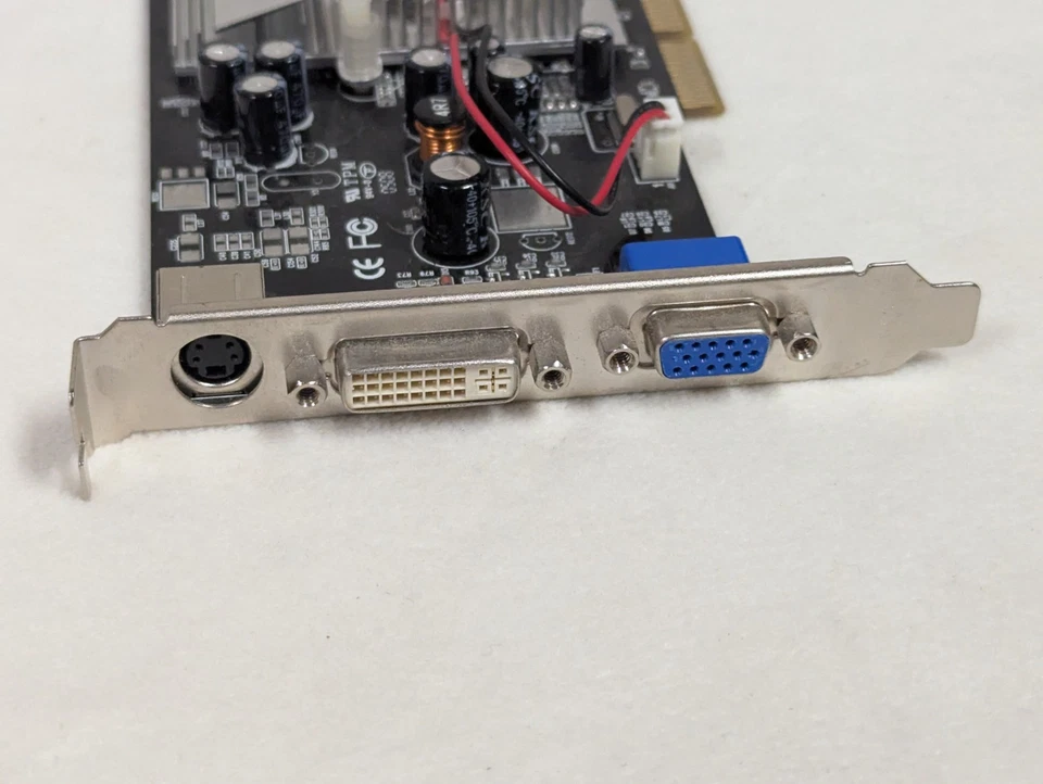 ATI Radeon 9550 256MB DDR 128-Bit VGA DVI TV OUTPUT AGP 8x/4x Video Card - Image 3 of 3