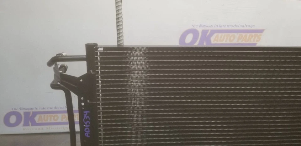 96 CHEVY CAPRICE 5.7L AC CONDENSER ASSEMBLY - Изображение 3 из 4