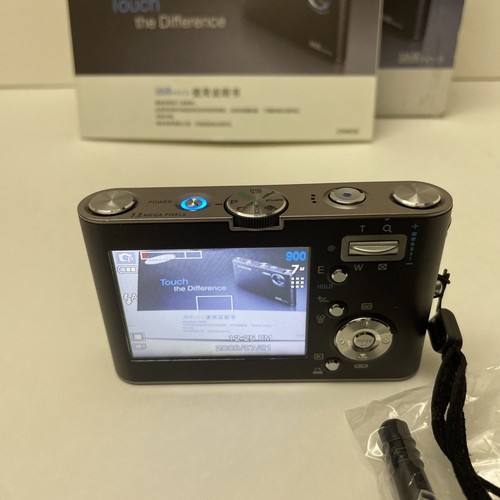 Samsung NV3 7.2MP Compact Black Digital Camera With Accessories - Picture 10 of 24