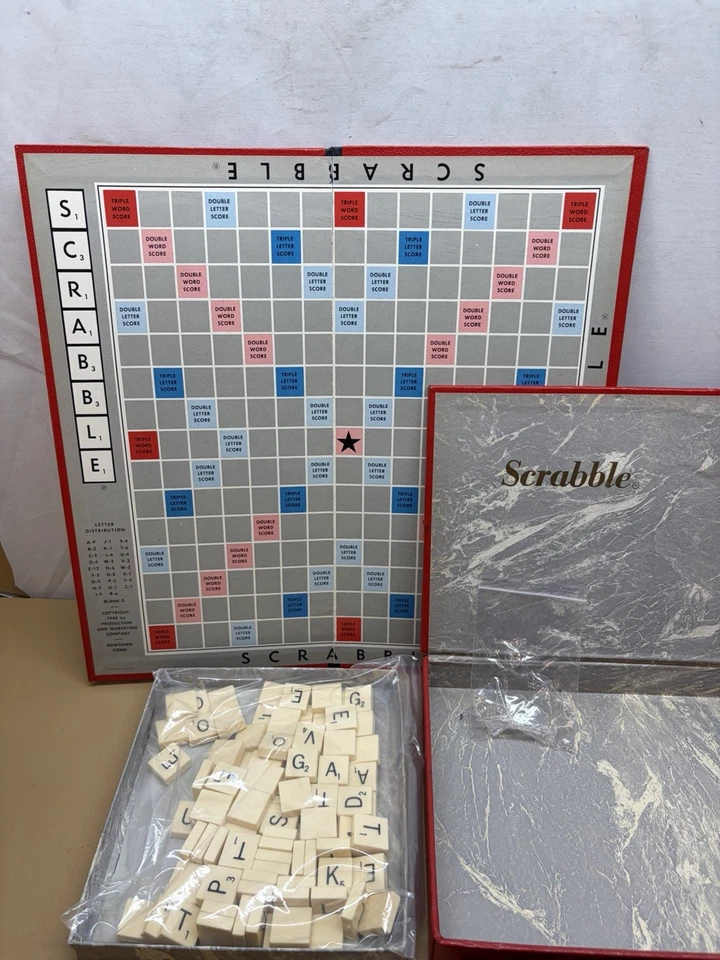 Vintage RARE 1948 First Deluxe Scrabble Board Game Complete 100 Letters - Image 4 of 4