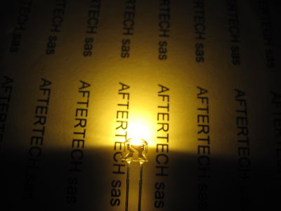 100 Pcs 5mm Ice White LEDs With Resistors - A2C47/A2C48 For DIY Electronics Projects