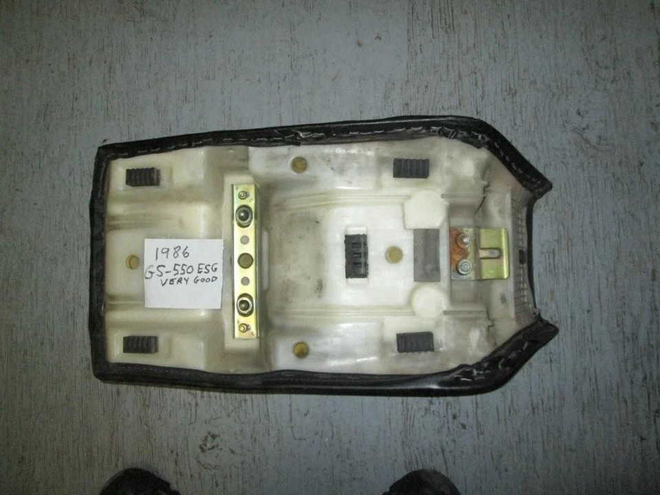 Suzuki GS550ESG 1986 asiento Foto 4 de 4