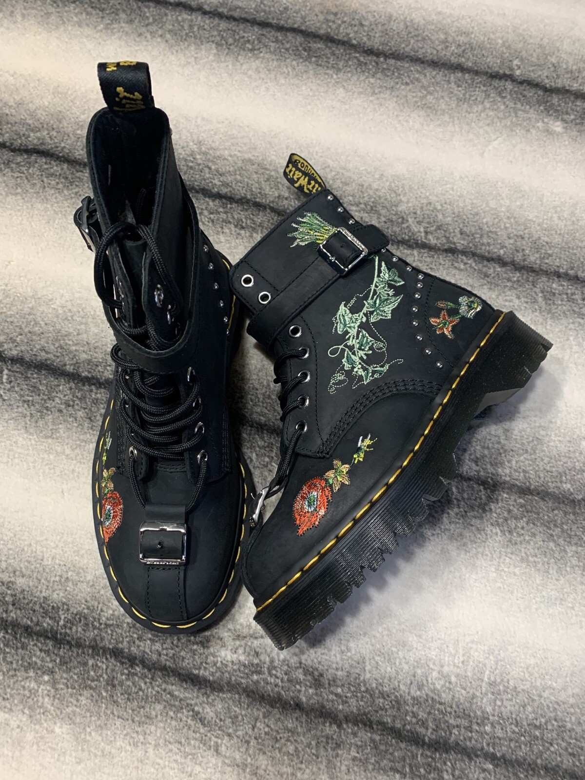 Dr Martens Maldova Gomez Floral Studded 