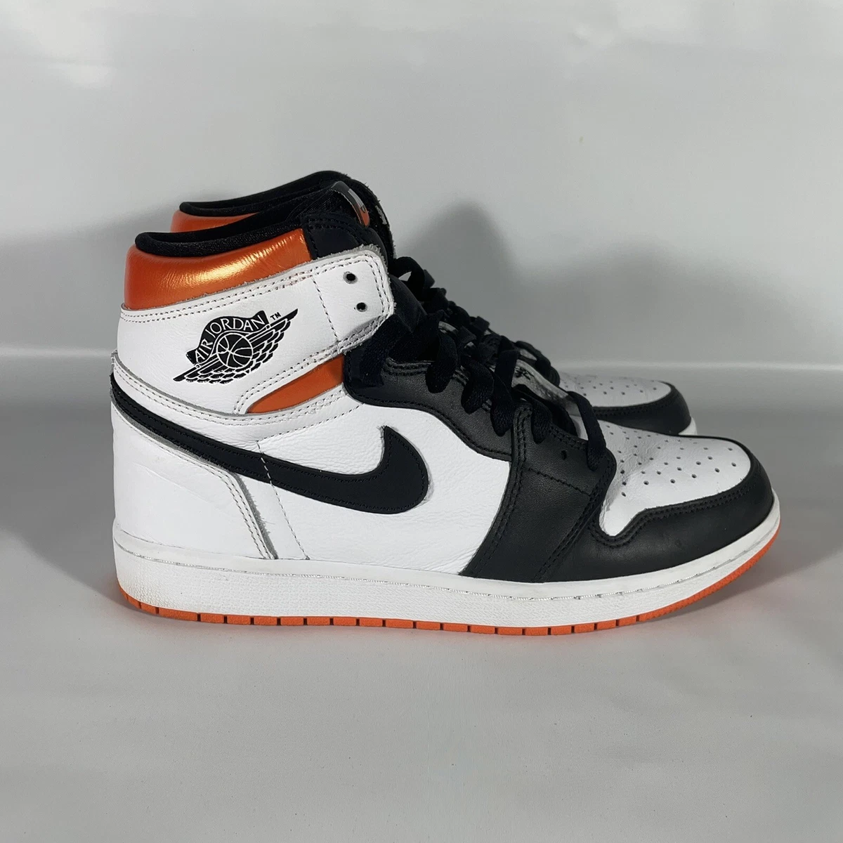 2021 NIKE AIR JORDAN 1 RETRO HIGH ELECTRO ORANGE BLACK I [555088