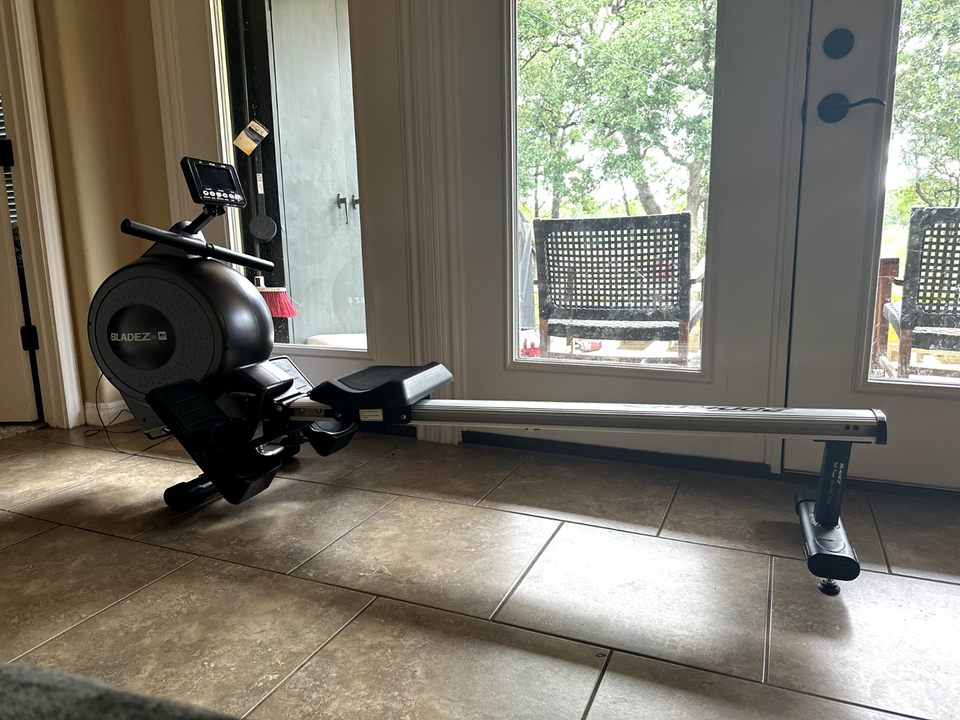 bladez rowing machine