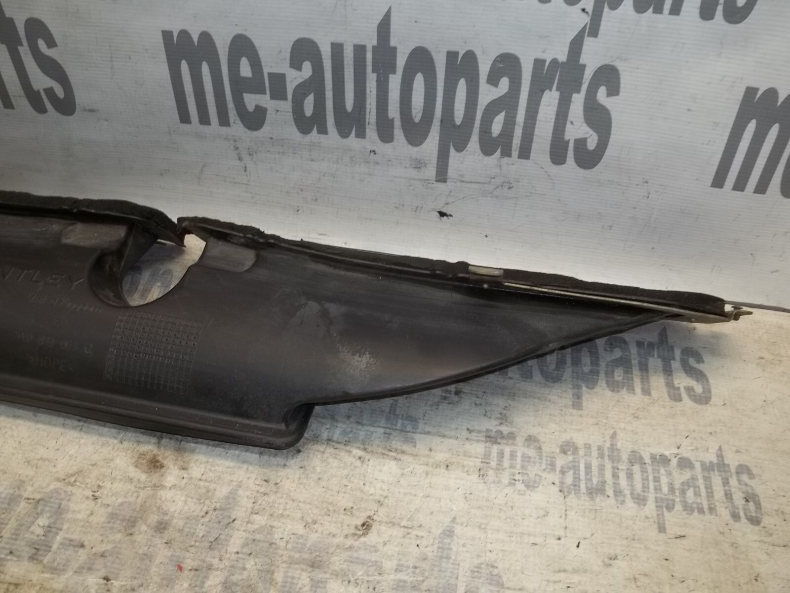 2003-2010 Bentley Continental OEM HVAC AC Defrost Vent Air Duct 3W0819063