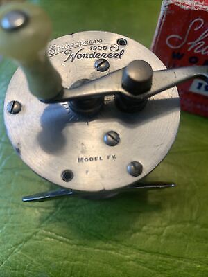 Vintage Shakespeare 1920 Wondereel Model FK Fishing Reel Vintage Shakespeare 1920 Wondereel Model FK Fishing Reel