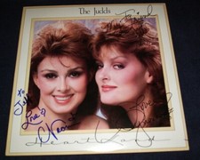 THE JUDDS SIGNED LP TITLED 