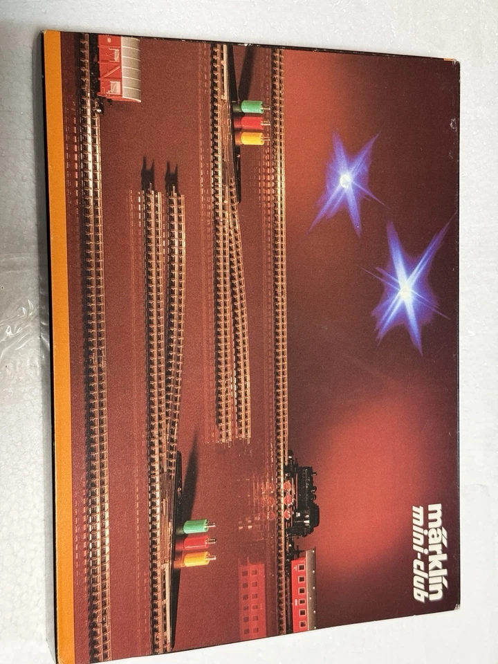 Marklin Z Scale 8191 Set-E Extension Track Set With Electric Turnouts New In Box - Image 2 of 4