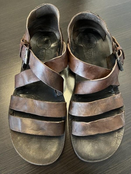Men Dsquared² Sandals Brown Leather 43
