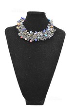 Handgeknüpfte Halskette mit Messingdraht und Steinen