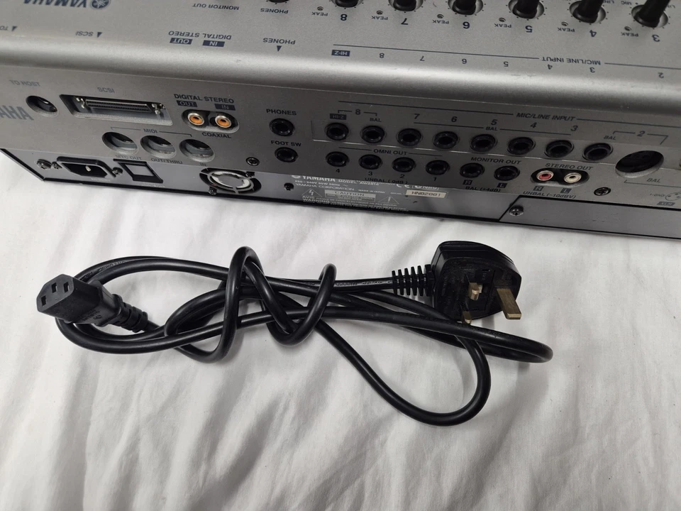 Yamaha AW2816 Professional Digital Audio Workstation - Image 3 of 4