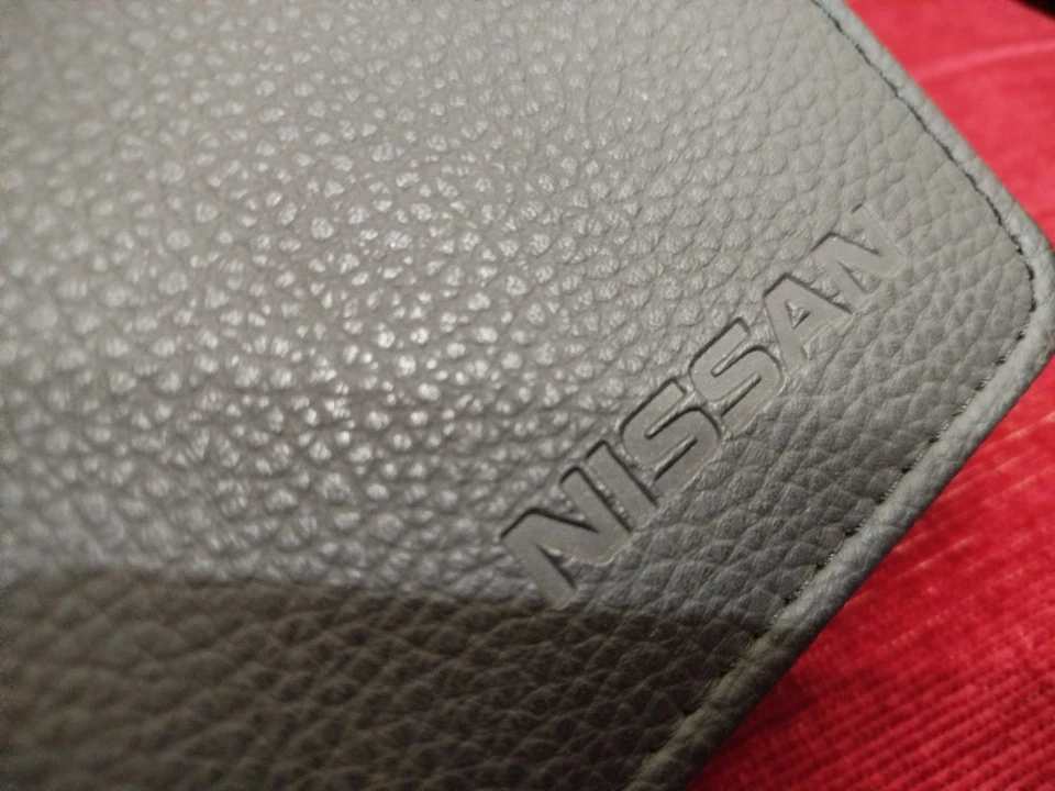 Porta documenti Con Manuale Uso E Manutenzione Nissan Micra 2005 - Immagine 3 di 4