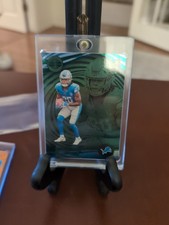 2023 Panini Illusions - Jahmyr Gibbs #38 Emerald (RC)