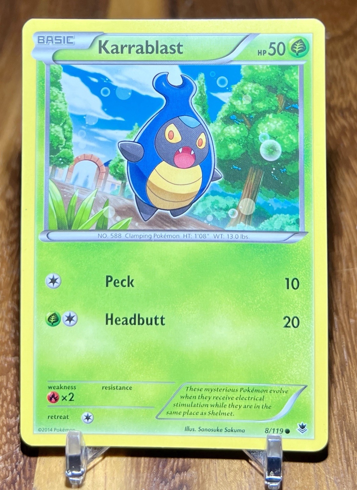 Karrablast 8/119 Common Phantom Forces Pokemon Lightly Played