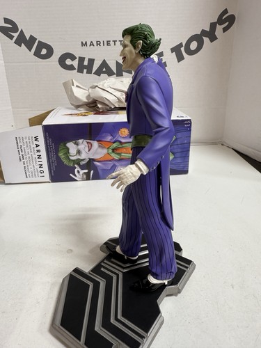 DC Collectibles DC Comics Icons The Joker Cold Cast Porcelain Statue Read Desc - Bild 11 von 14