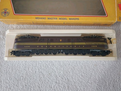 Mehano HO Scale Set Of 2 - M 9300 T 025 GG-1 Electric Pennsylvania Locomotive - Picture 2 of 3