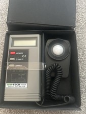 ISO-TECH 1332A Digital Lux Meter with Sensor – Light Level Tester Boxed & Tested