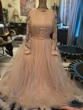 HENNIN Beige Vintage Wedding Dress Beaded Long Sleeves Size 38
