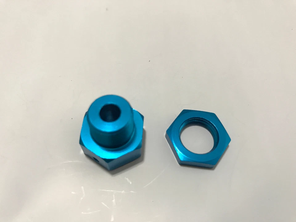 OFNA 17mm Hex / Hub Adapter Blue for Traxxas T-Maxx 2.5/3.3 - Image 2 of 3