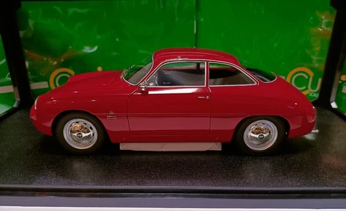 Cult 1/18 Alfa Giulietta Sprint Zagato Red Collection Resin Model Car - Picture 3 of 6