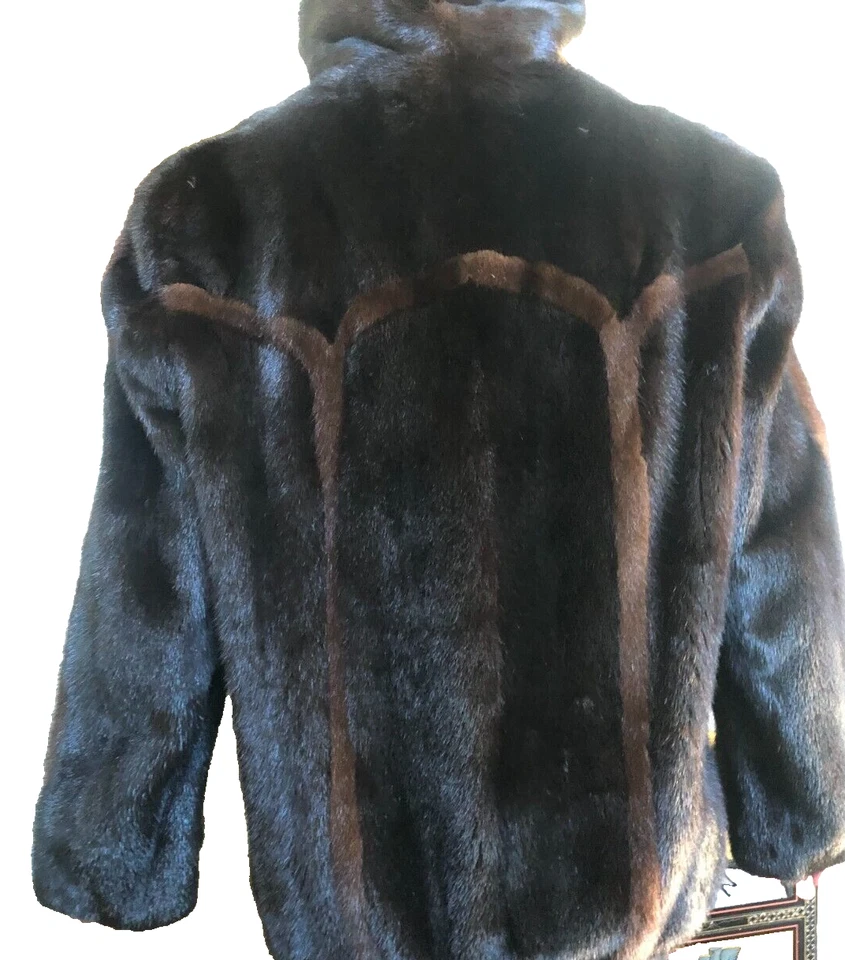 ÚNICA EN SU CLASE - CHAQUETA DE VISÓN PARA HOMBRE - "ESTILO OCCIDENTAL" MARRÓN SOBRE NEGRO - CON DESCUENTO Foto 2 de 4