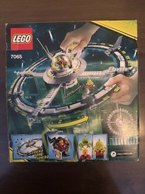 Lego 7065 Alien Mothership Space Alien Conquest 100% Complete! 