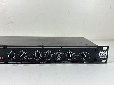 DBX 286A ~ Microphone Preamp & Processor ~ Power On / READ