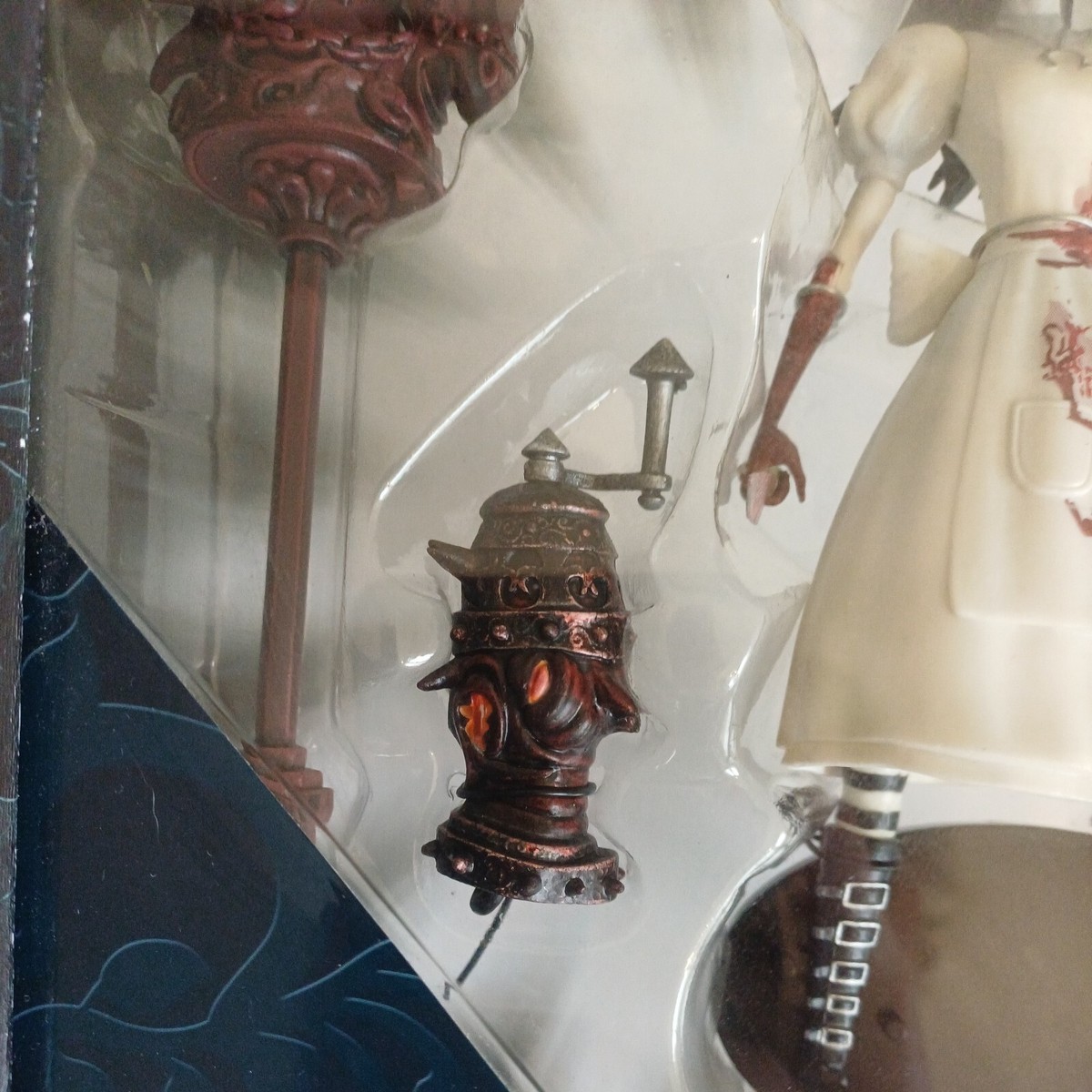 Diamond Select Toys Alice Madness Returns Hysteria Alice Select