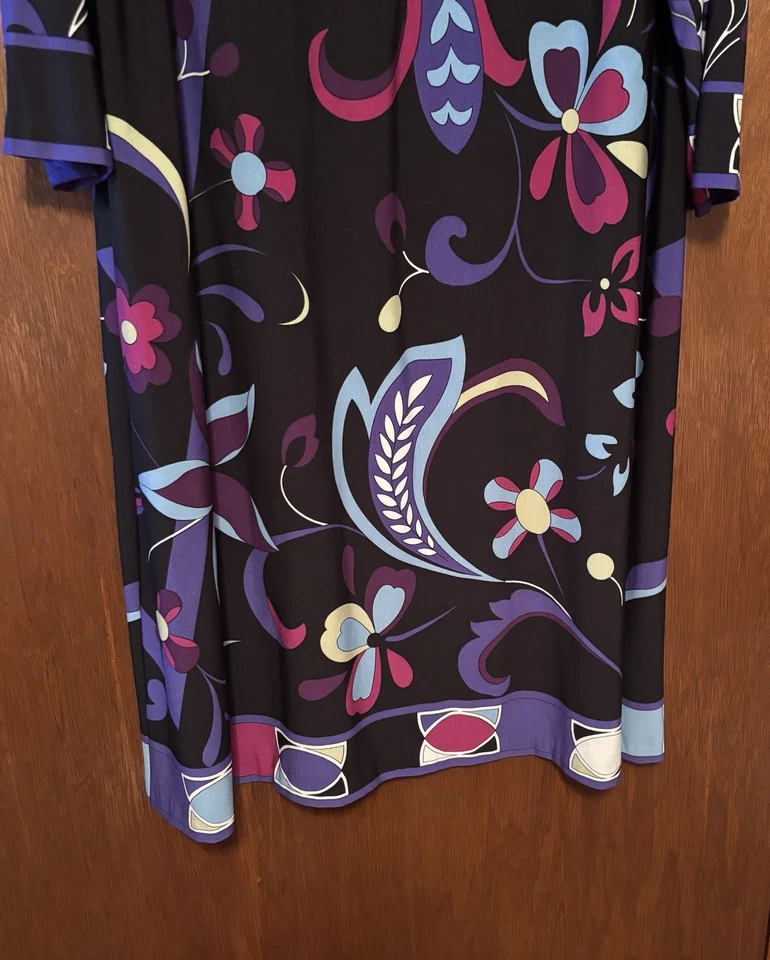 Vestido de mujer talla grande talla 14W cuello en V manga corta grande estampado floral negro Foto 2 de 4