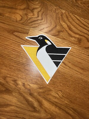 VINTAGE- PITTSBURGH PENGUINS HOCKEY PATCH NHL