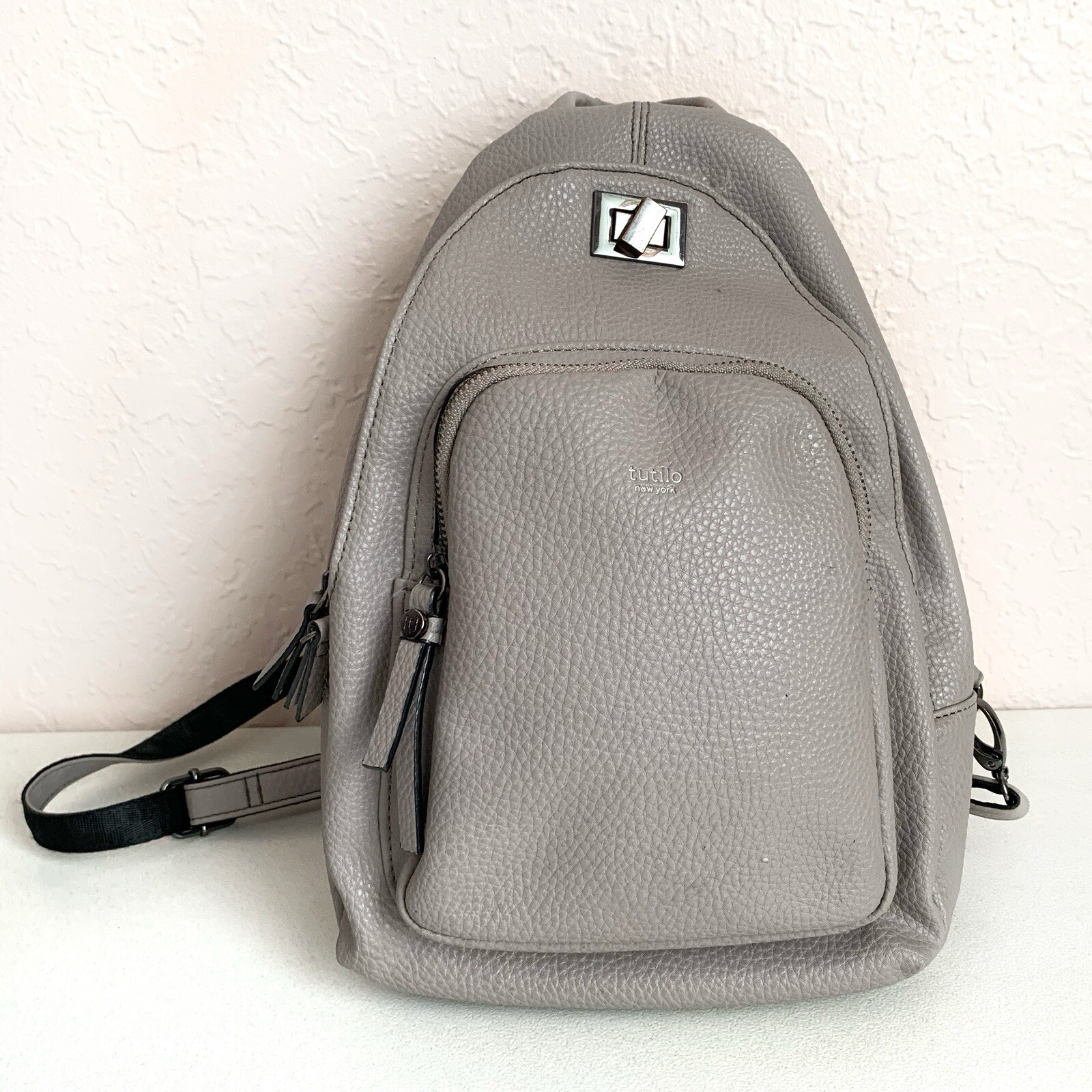 Tutilo Medium Backpack Gray Taupe Multiple Pocket… - image 1