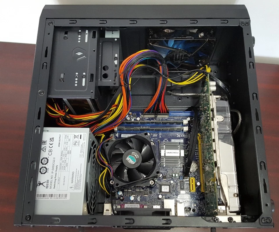 NEW Windows XP Retro Gaming PC - 8800 GTX, 4GB Ram, Core2Duo E8500, 240GB SSD - Image 3 of 4