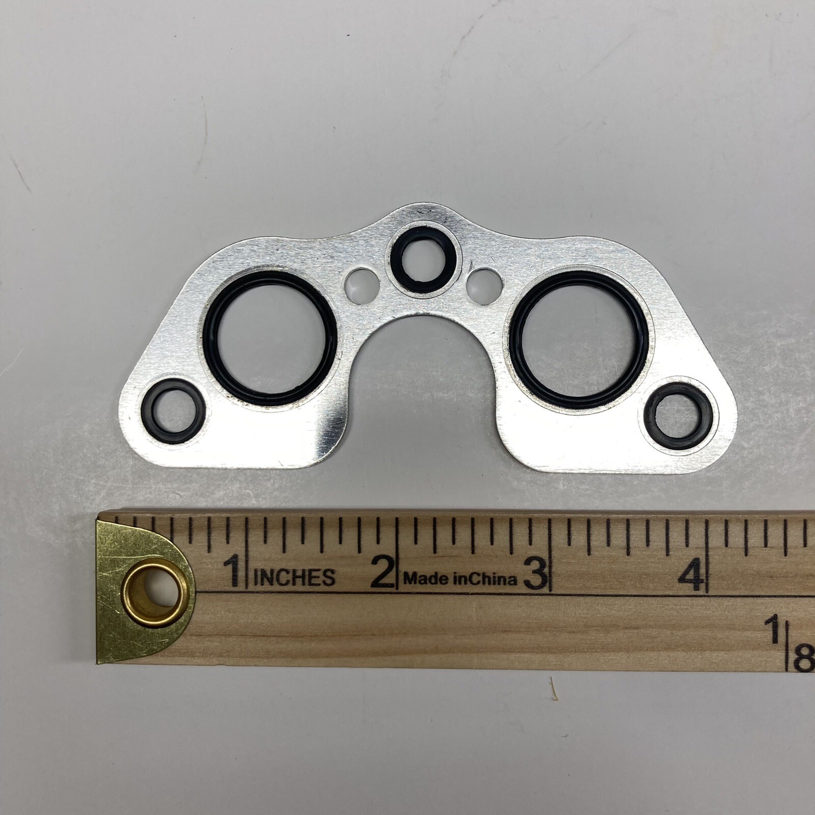 **NEW* GENUINE OEM Detroit Diesel DD15, DD13 FUEL PUMP Flange Gasket