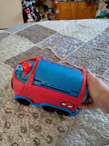 Spidey & His Amazing Friends Web Spinning 3 In 1 Transforming Hauler Vehicle - Picture 7 of 8