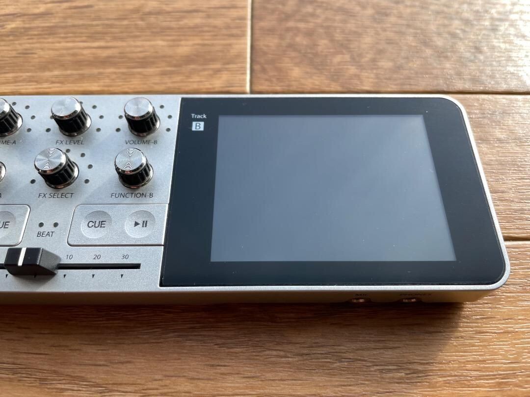 MONSTER GODJ MIXER PTBL モンスター ミキサー ポータブル Amazon.com: Monster GO DJ Portable Mixer Digital Turntable