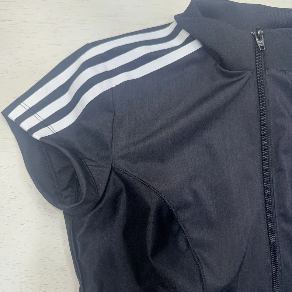 Camisa Adidas Paolina Russo Mujer Pequeña Negra Recortada Pista Manga Corta Foto 3 de 4