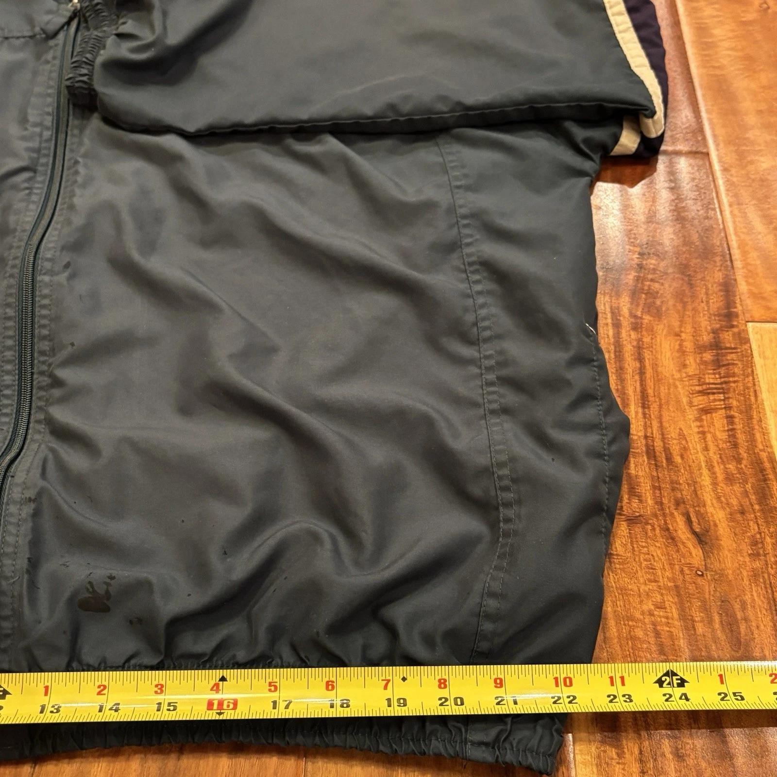 VINTAGE Champion Black Windbreaker Full Zip Jacket 90s Retro Size Xl *Stains* - product detail image 4
