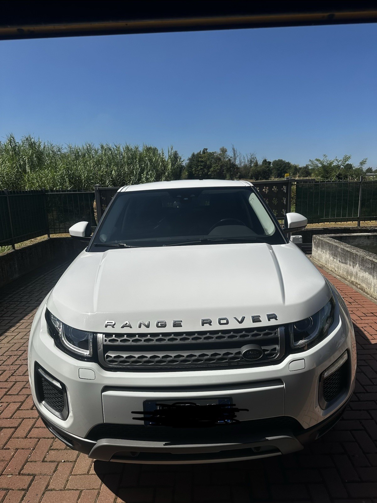 Range Rover Evoque 2.0 Td4 SE Dynamic foto 2