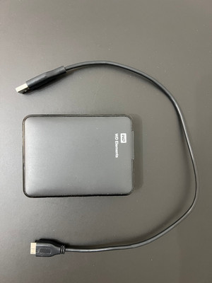 WD Elements 2TB   Zuverlässige Power-Festplatte in TOP Zustand!