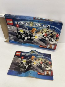 LEGO Space Police: Freeze Ray Frenzy (5970) W/Instruction Manual Box Mini Figs