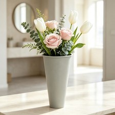 White Plastic Memorial Vase 17 x 8.7 x 4 cm for Outdoor Grave Decoration