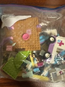 LEGO Juniors: Mia's Vet Clinic (10728)