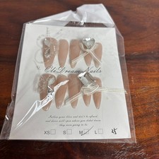 Oli Dream Nails Rhinestone Bow Press On Nails Almond Shape Medium