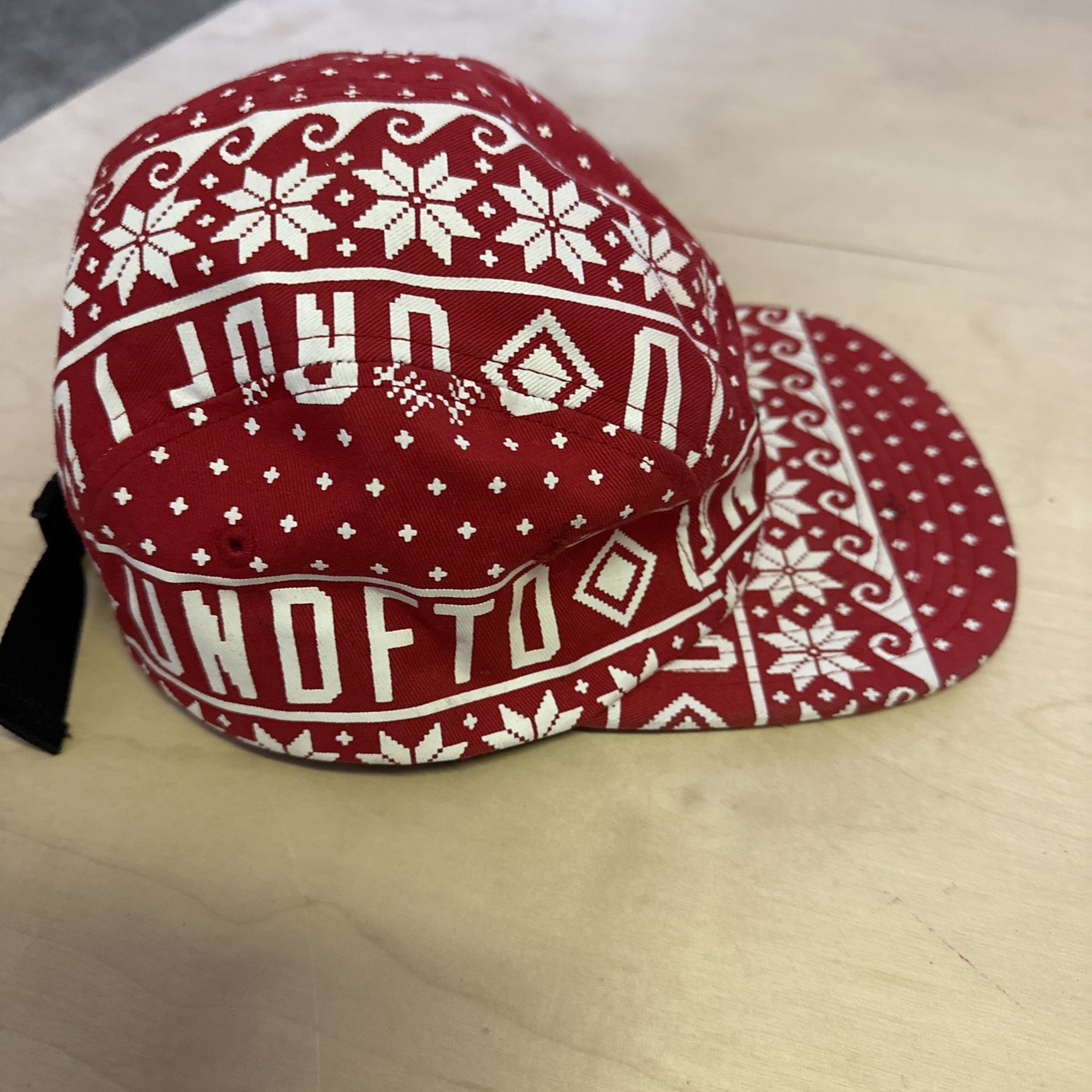 UNDEFEATED 5 STRIKE STRAPBACK Winter / Christmas … - image 5