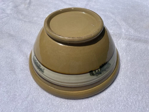 Yellowware Mixing Bowl with Green Mocha Seaweed Pattern