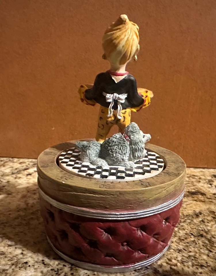 Novelty Kitchen Timer "Hot Stuff" Lady With Poodle By Boston Warehouse - Image 3 of 4