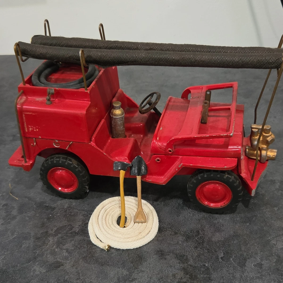 F.D. Jeep Fire Engine 赤 ジープ はしご車 Jeep Diecast and Toy Fire Vehicle for sale | eBay